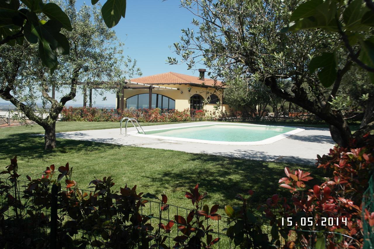 Agriturismo La Vite E Gli Ulivi Villa อาริชชา ภายนอก รูปภาพ