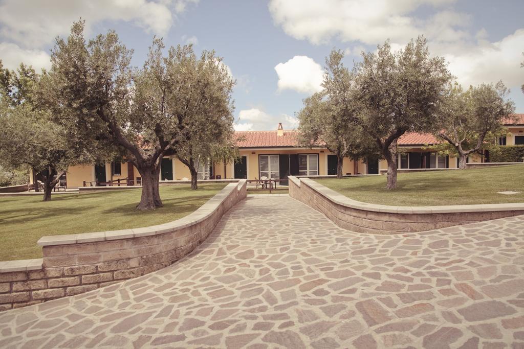 Agriturismo La Vite E Gli Ulivi Villa อาริชชา ภายนอก รูปภาพ