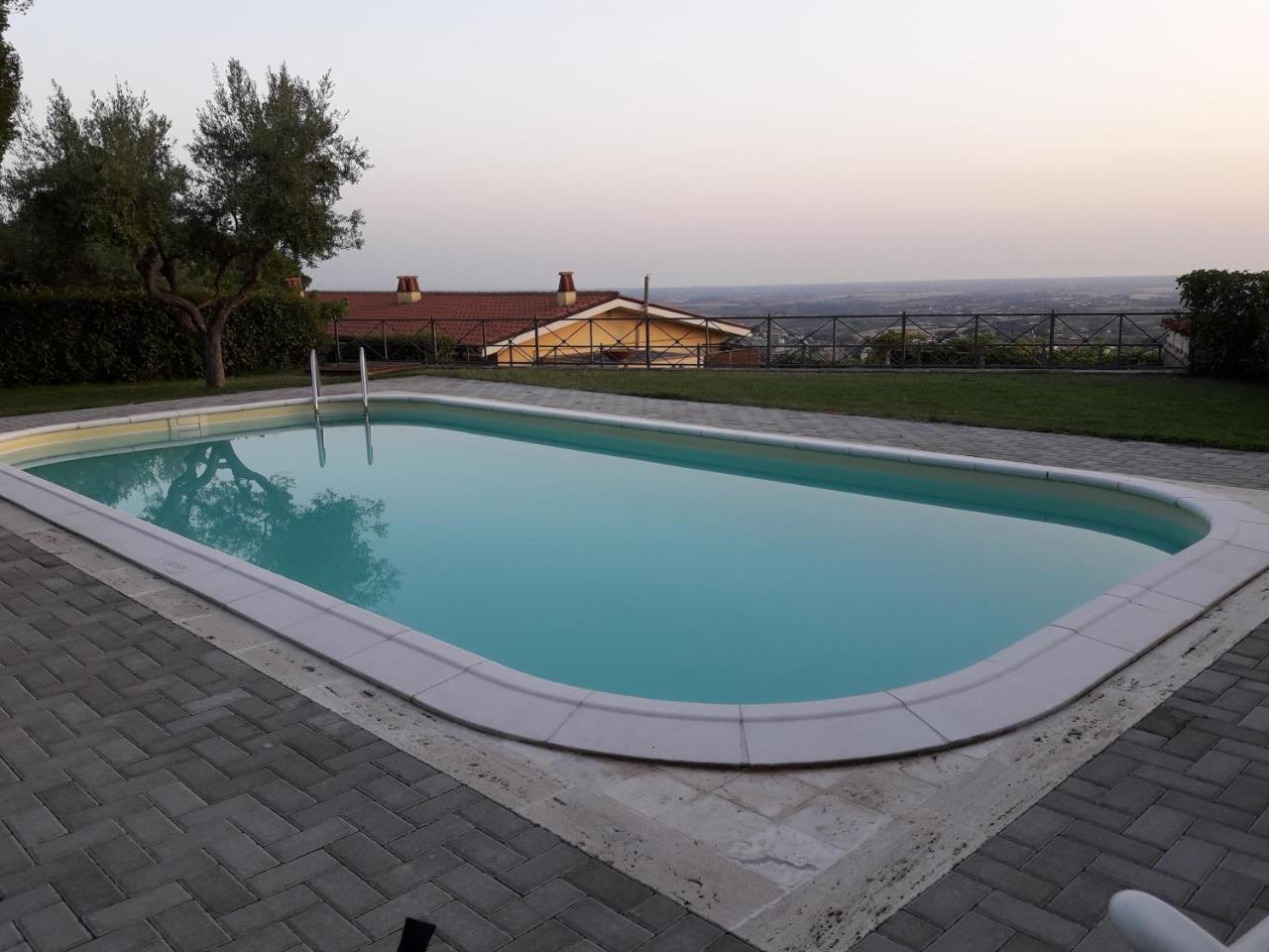 Agriturismo La Vite E Gli Ulivi Villa อาริชชา ภายนอก รูปภาพ